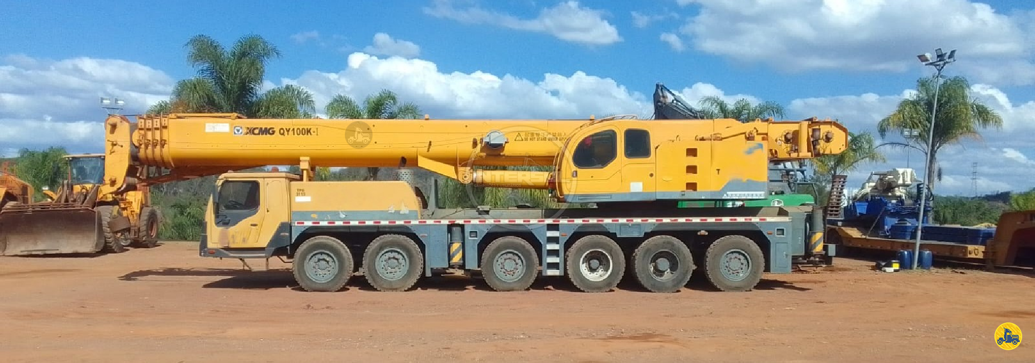 GUINDASTE XCMG XCMG QY 100K-I Intersul Caminhões SAO PAULO SÃO PAULO SP