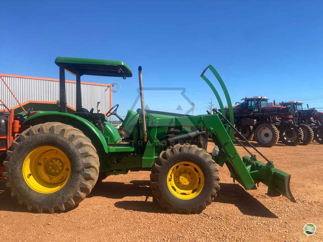 TRATOR JOHN DEERE JOHN DEERE 6125E Tração 4x4 ATR Tratores PALMAS TOCANTINS TO