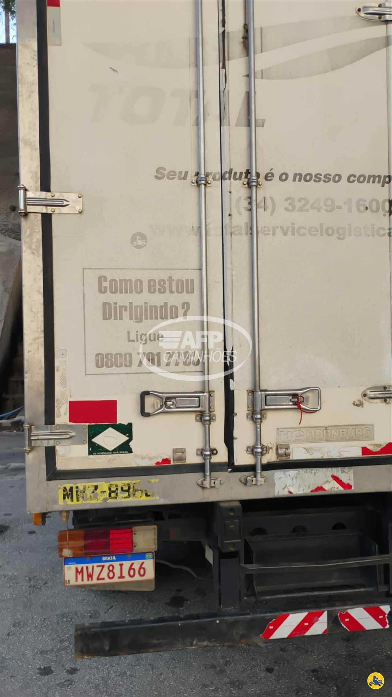 CAMINHAO MERCEDES-BENZ MB 915 Baú Frigorífico 3/4 4x2 AFP Caminhões UBERLANDIA MINAS GERAIS MG