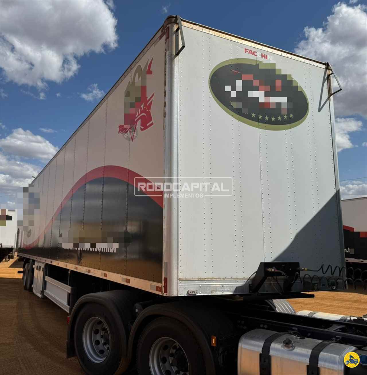 CARRETA SEMI-REBOQUE BAU FURGÃO RODOCAPITAL - TRUCKVAN BRASILIA DISTRITO FEDERAL DF