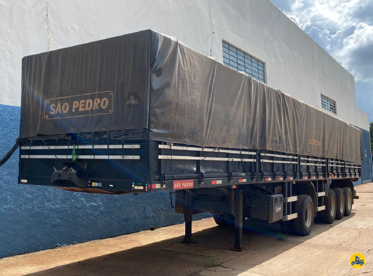 CARRETA SEMI-REBOQUE GRANELEIRO RODOCAPITAL - TRUCKVAN BRASILIA DISTRITO FEDERAL DF
