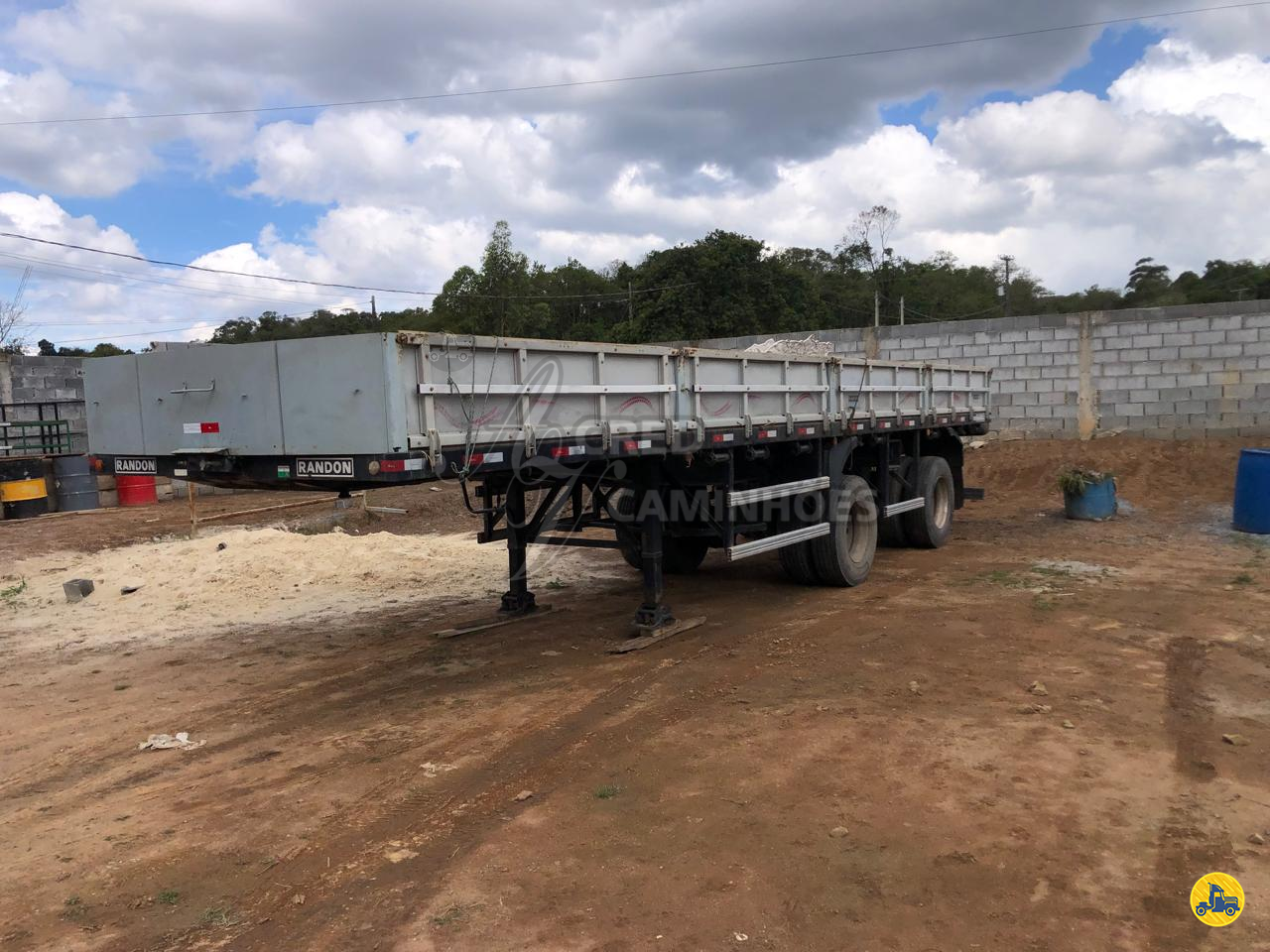 CARRETA SEMI-REBOQUE CARGA SECA Av Cred Caminhões PIEDADE SÃO PAULO SP