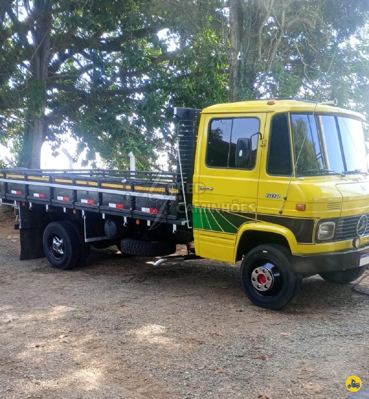 CAMINHAO MERCEDES-BENZ MB 608 Grade Baixa 3/4 4x2 Av Cred Caminhões PIEDADE SÃO PAULO SP