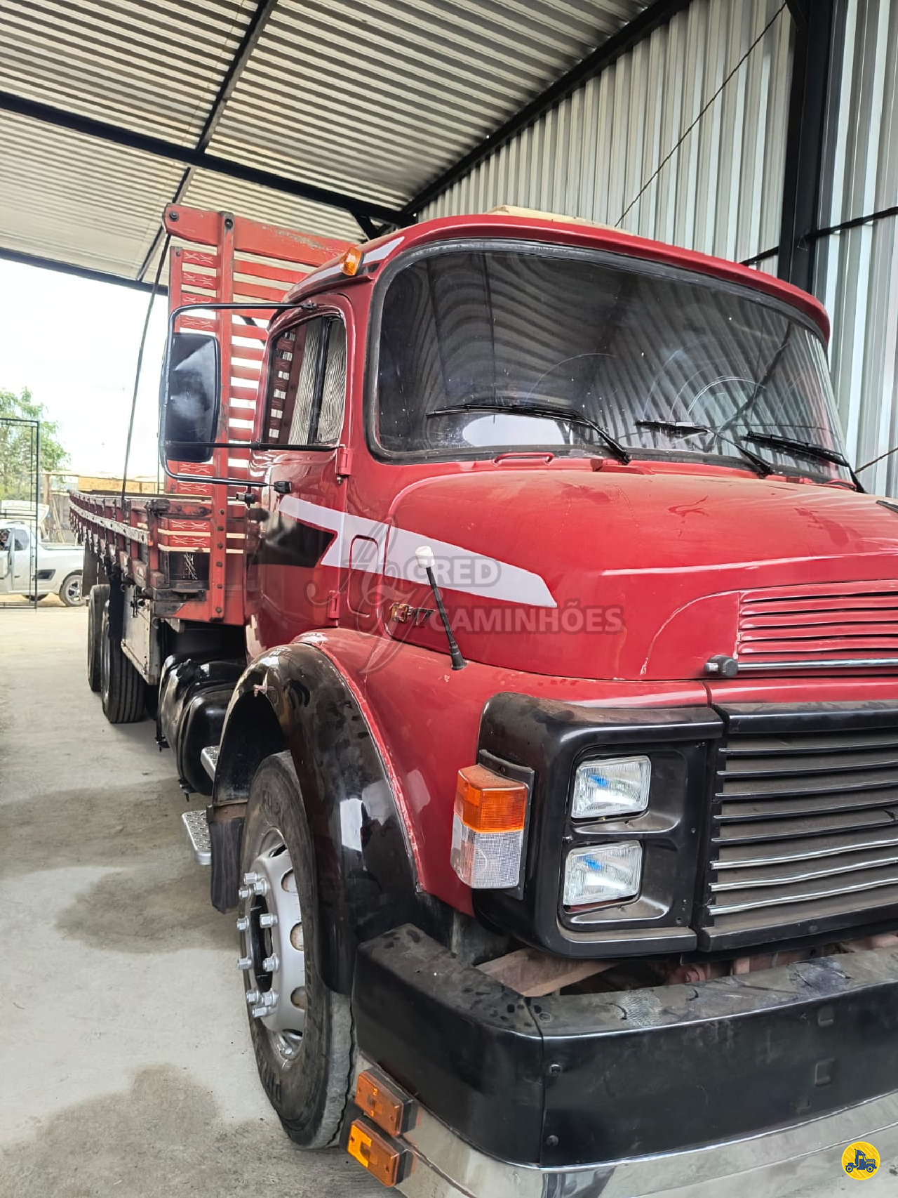 CAMINHAO MERCEDES-BENZ MB 1513 Carga Seca Truck 6x2 Av Cred Caminhões PIEDADE SÃO PAULO SP