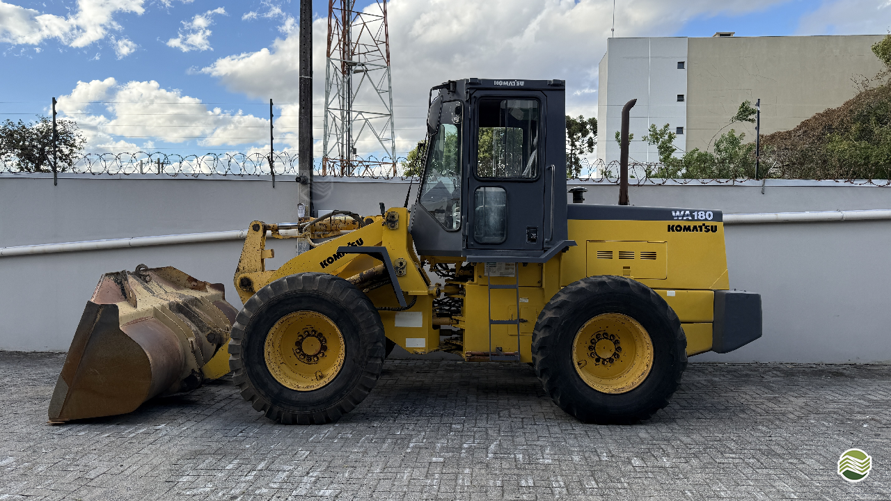 PA CARREGADEIRA KOMATSU WA180 Cargaleve Transportes CURITIBA PARANÁ PR