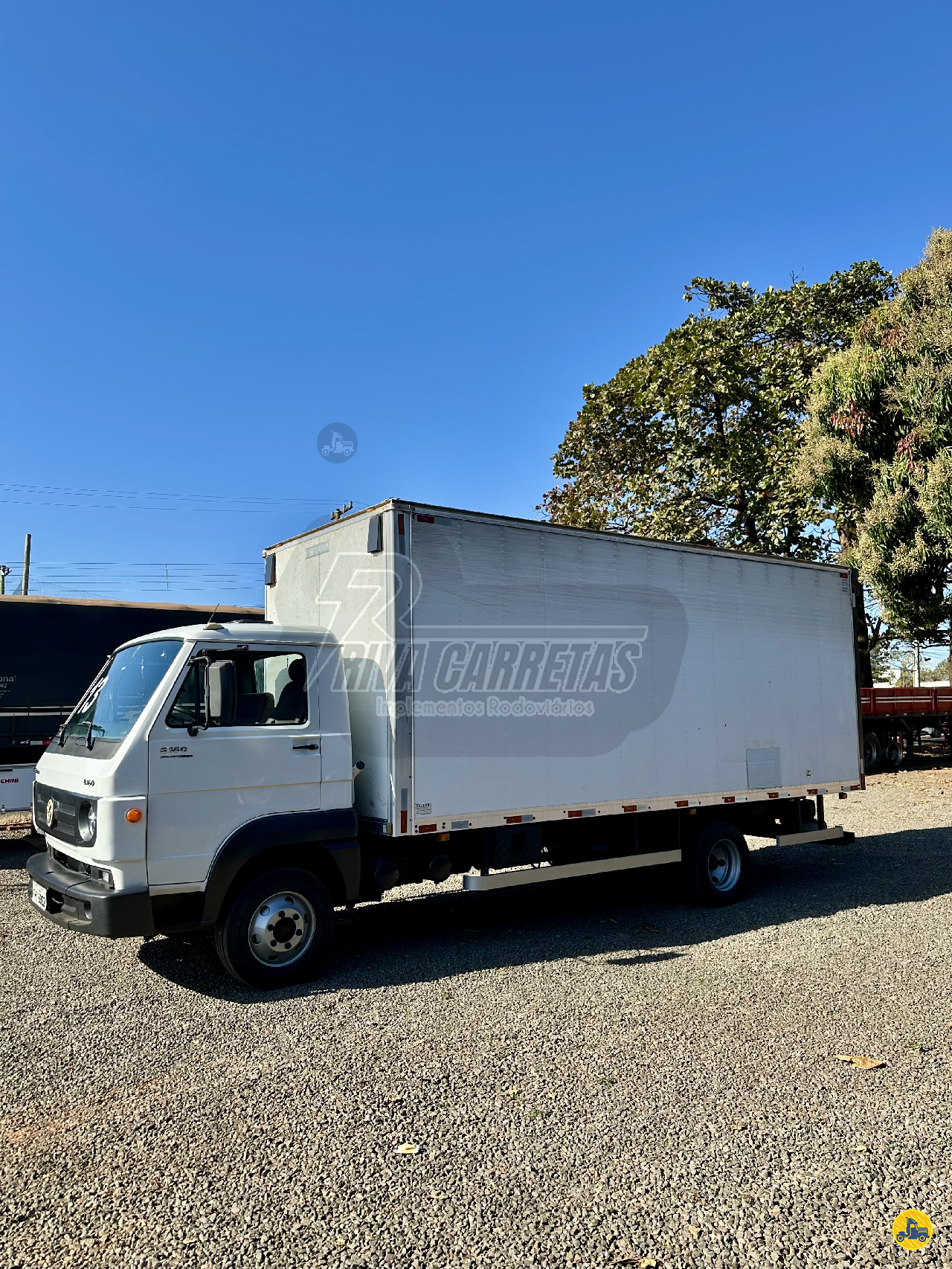 CAMINHAO VOLKSWAGEN VW 8160 Baú Furgão 3/4 4x2 Riva Carretas CATANDUVA SÃO PAULO SP