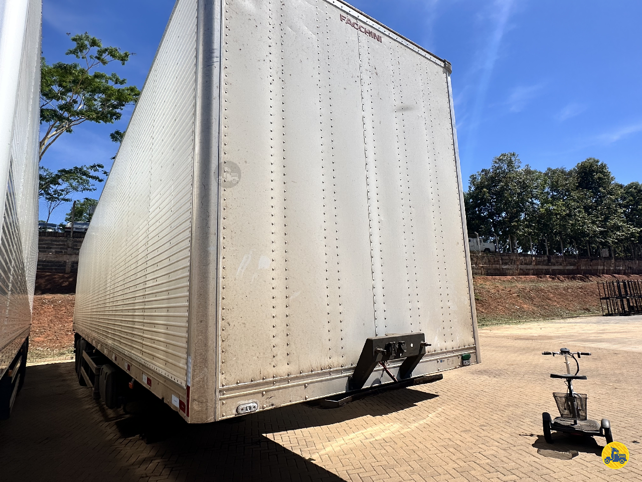 CARRETA SEMI-REBOQUE BAU FURGÃO Riva Carretas CATANDUVA SÃO PAULO SP