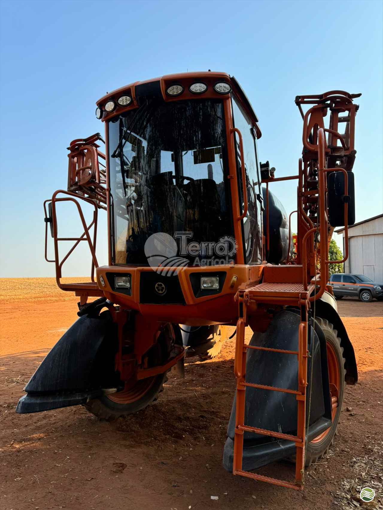 PULVERIZADOR JACTO UNIPORT 2500 STAR Tração 4x2 Terra Agrícola DIAMANTINO MATO GROSSO MT