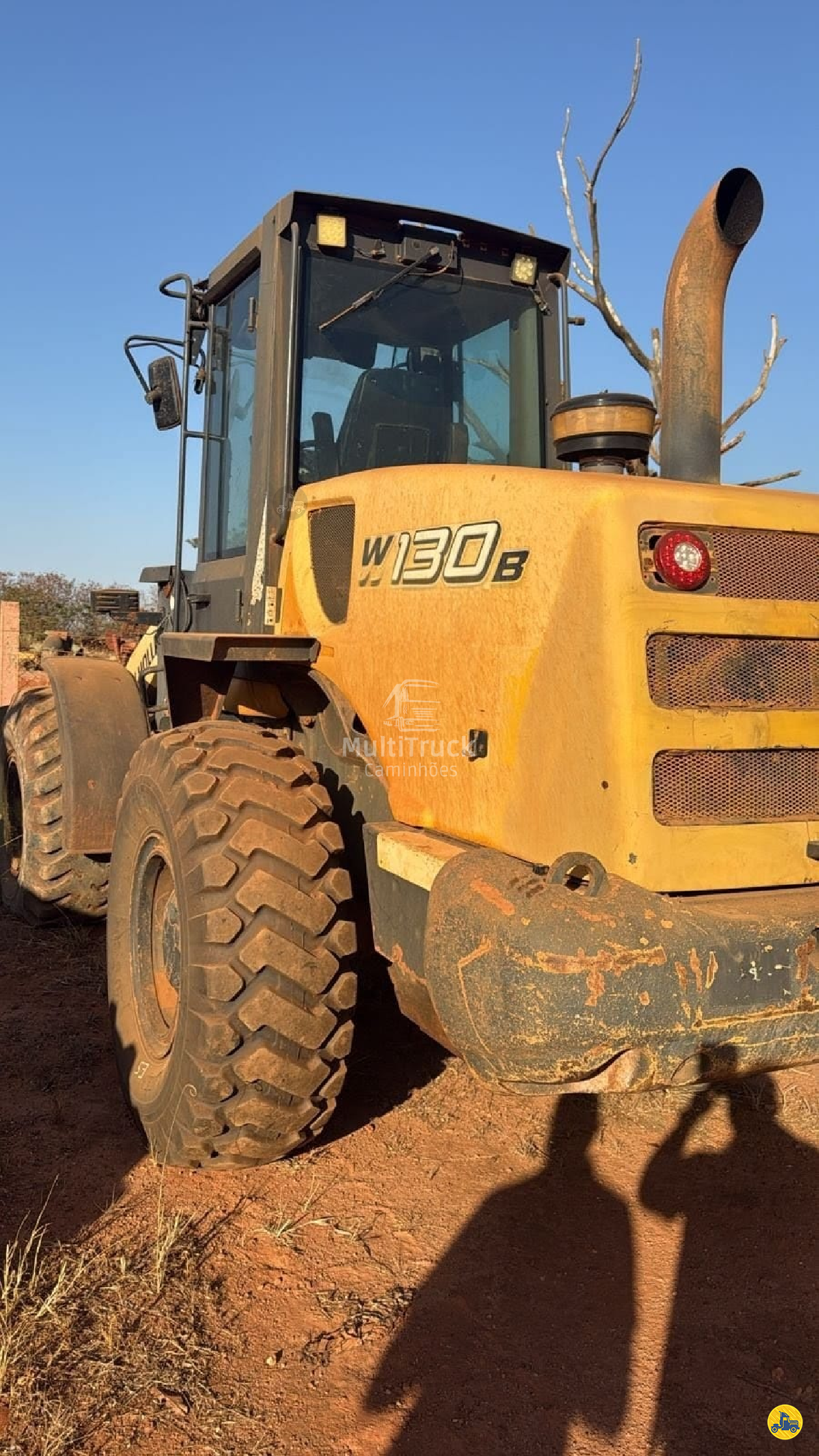 PA CARREGADEIRA NEW HOLLAND W130 MultiTruck Caminhões e Implementos PRESIDENTE PRUDENTE SÃO PAULO SP