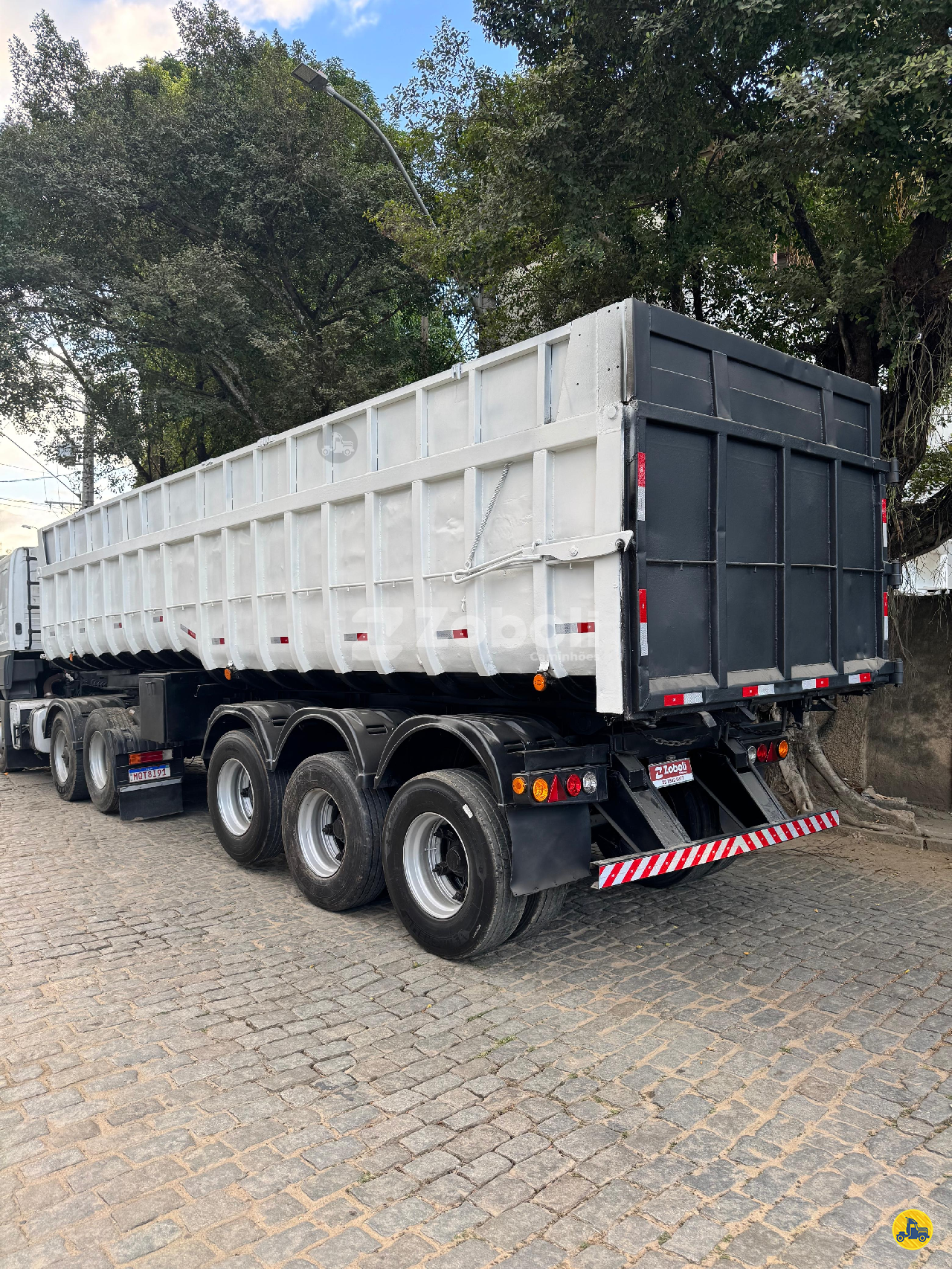 CARRETA SEMI-REBOQUE BASCULANTE Zoboli Caminhões CASTELO ESPÍRITO SANTO ES