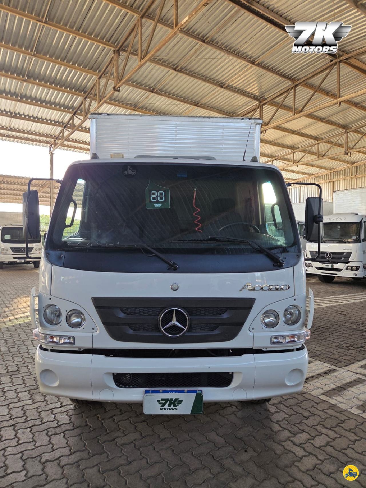 CAMINHAO MERCEDES-BENZ MB 1316 Baú Furgão 3/4 6x2 7K Motors ITAITINGA CEARÁ CE
