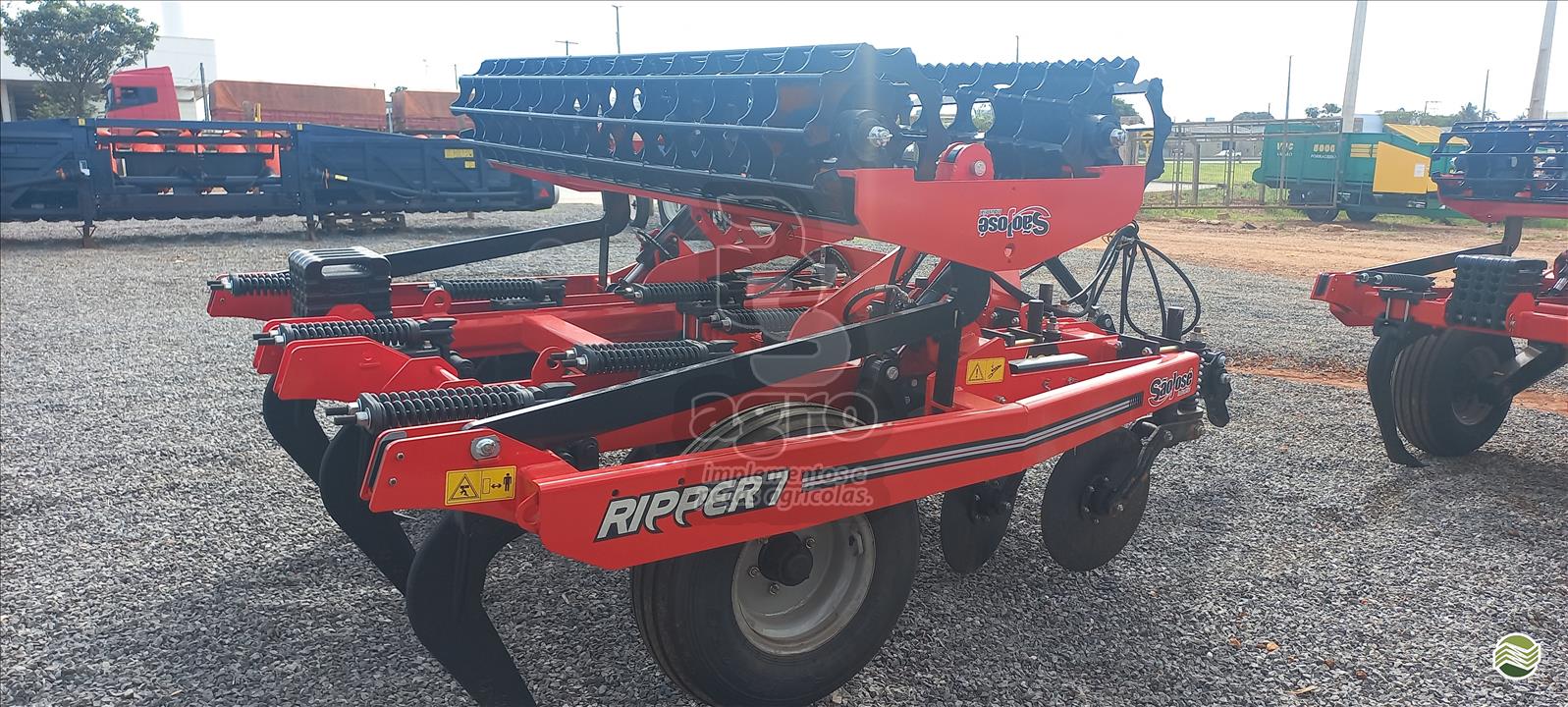 IMPLEMENTOS AGRICOLAS ESCARIFICADOR 7 HASTES DISCO CORTE BS Agro Implementos Agrícolas TAPURAH MATO GROSSO MT
