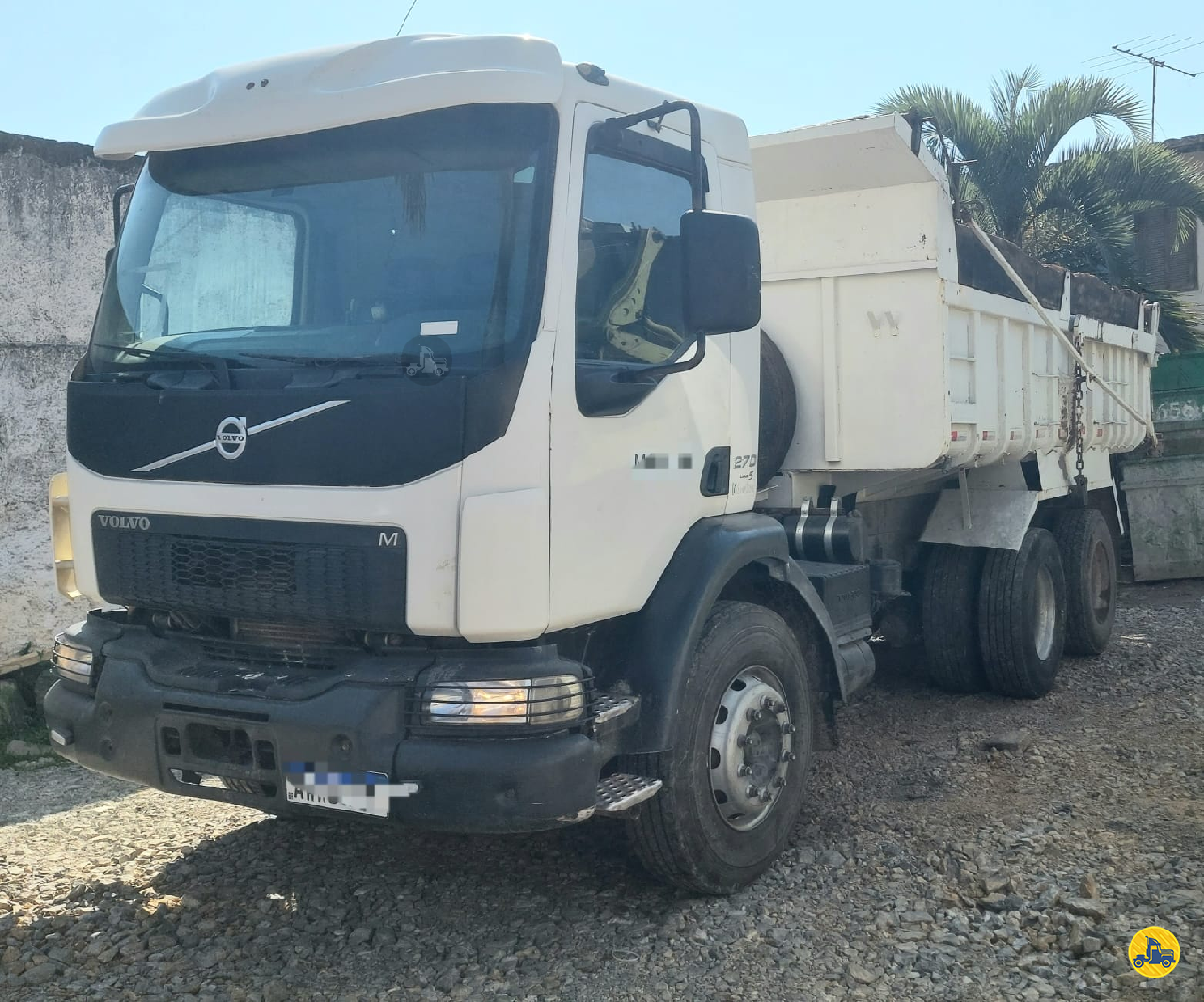 CAMINHAO VOLVO VOLVO VM 270 Caçamba Basculante Truck 6x4 Cristhian Caminhões COLOMBO PARANÁ PR