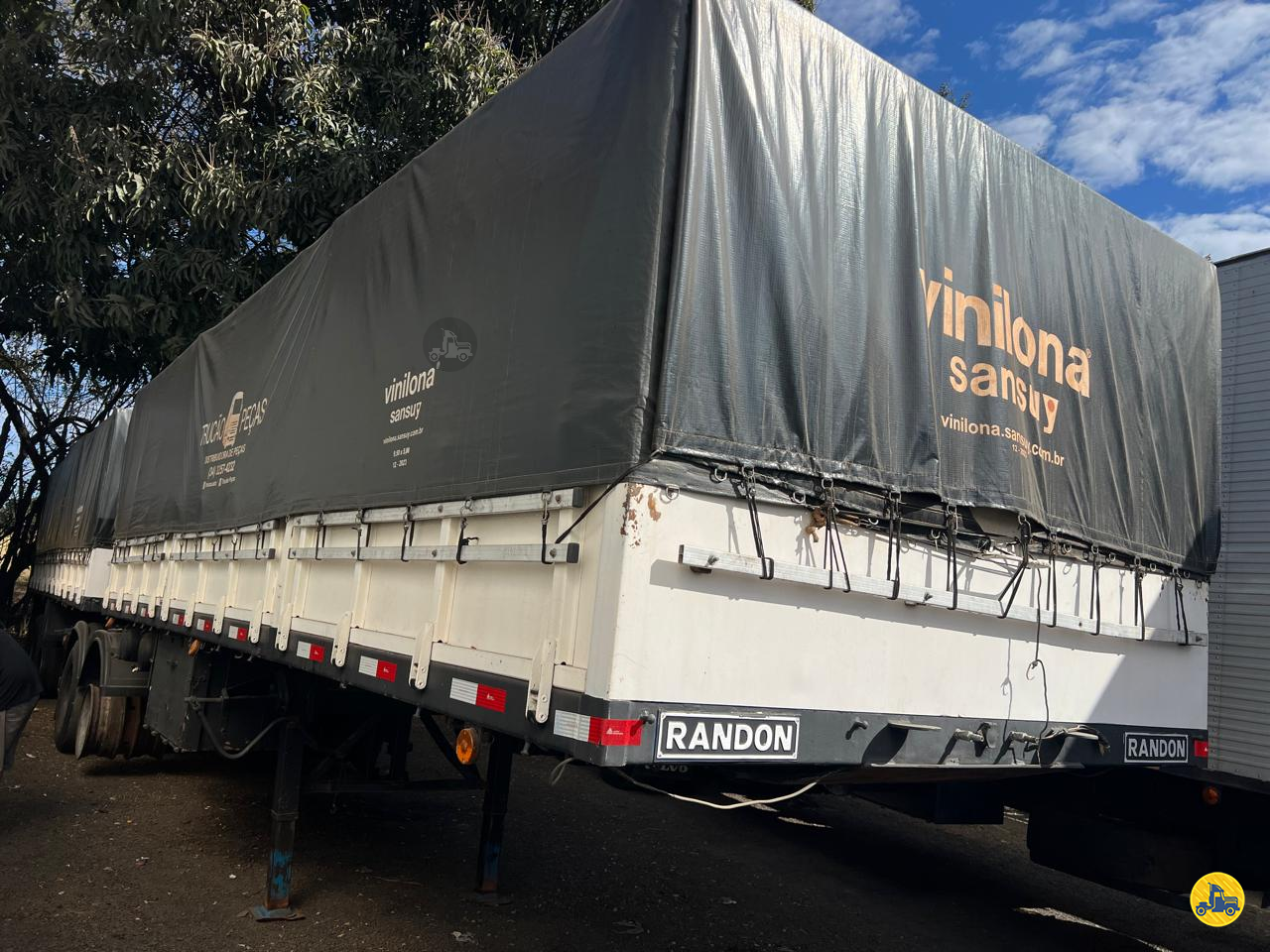 CARRETA BITREM GRANELEIRO Gerominho Implementos Rodoviários - Guerra UBERLANDIA MINAS GERAIS MG