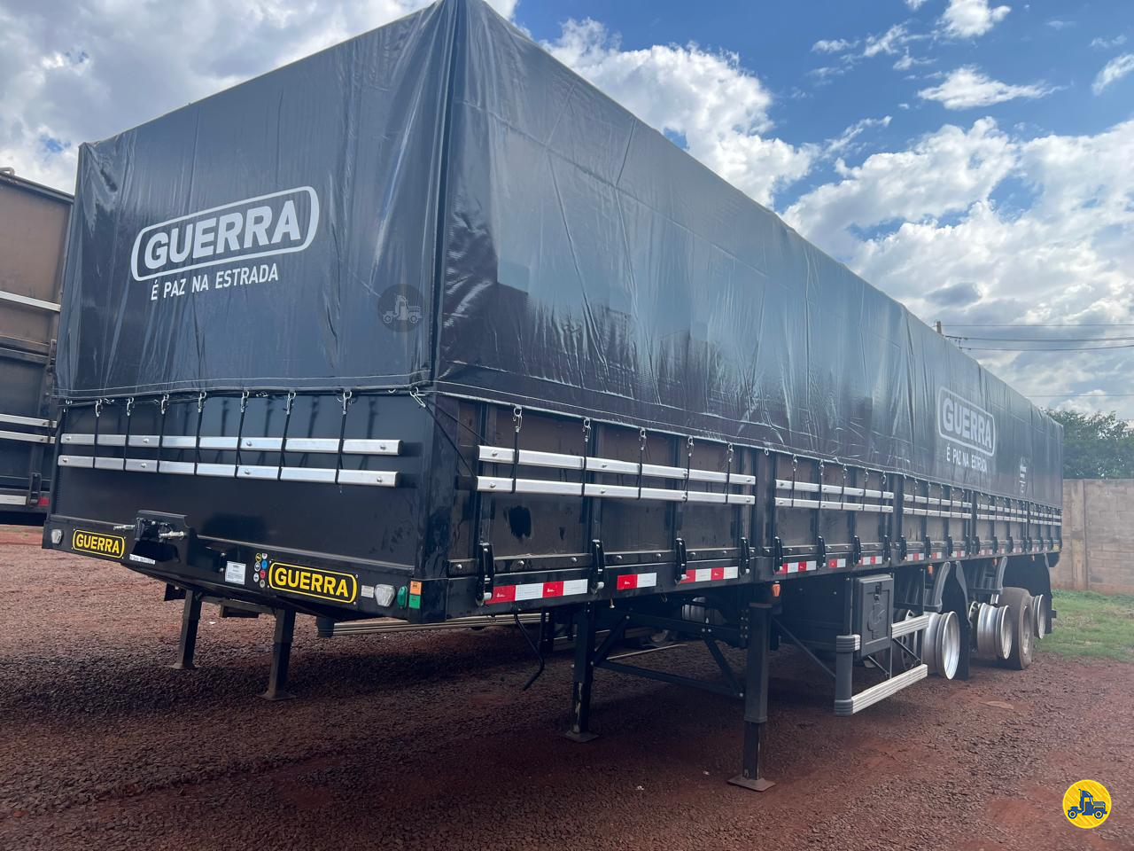 CARRETA SEMI-REBOQUE GRANELEIRO Gerominho Implementos Rodoviários - Guerra UBERLANDIA MINAS GERAIS MG