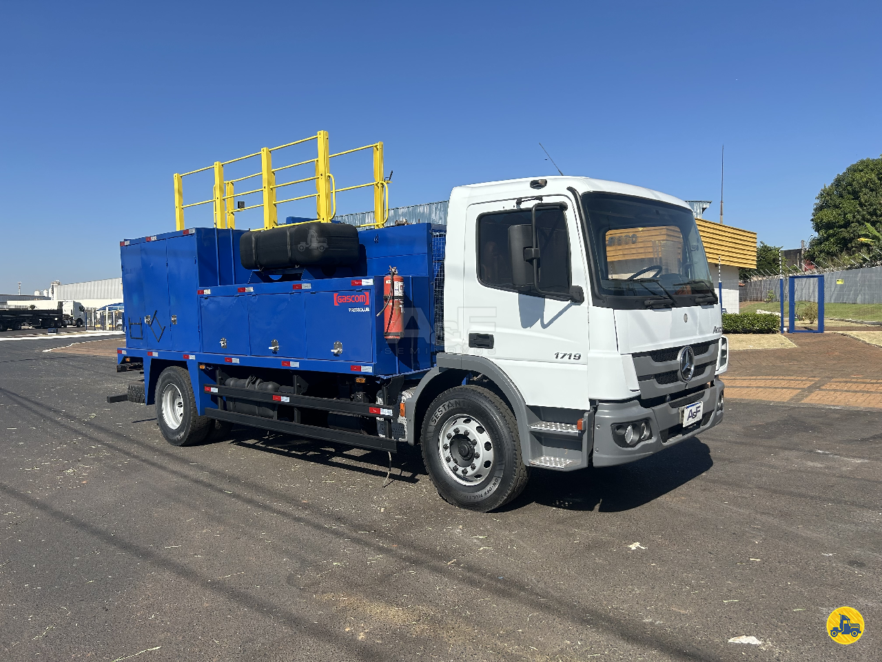 CAMINHAO MERCEDES-BENZ MB 1719 Comboio Toco 4x2 A&F Seminovos RIBEIRAO PRETO SÃO PAULO SP