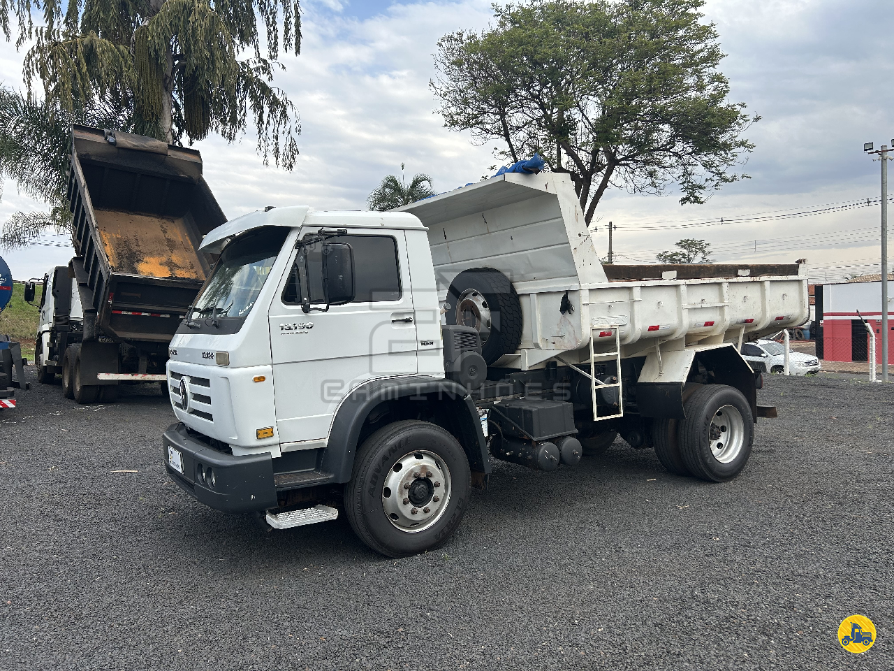 CAMINHAO VOLKSWAGEN VW 13190 Caçamba Basculante Toco 4x2 2F Caminhões RIBEIRAO PRETO SÃO PAULO SP