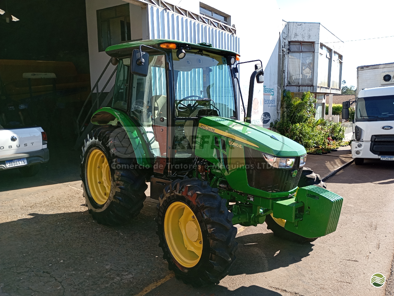 TRATOR JOHN DEERE JOHN DEERE 5080E Tração 4x4 Kefer Tratores e Implementos CAMPINAS DO SUL RIO GRANDE DO SUL RS