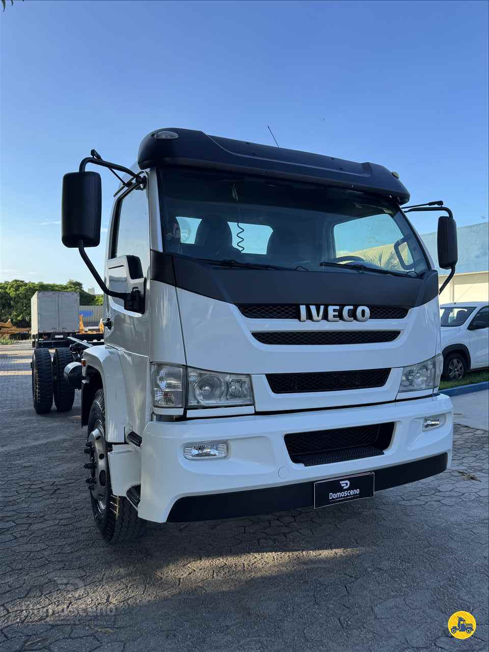 CAMINHAO IVECO VERTIS HD130V18 Carga Seca Toco 4x2 Damasceno Caminhões e Carretas SERRA ESPÍRITO SANTO ES