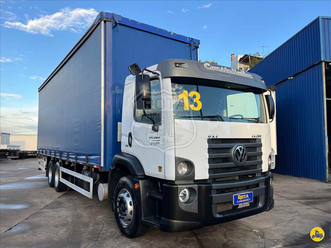 CAMINHAO VOLKSWAGEN VW 24280 Baú Sider Truck 6x2 Rota Caminhões SUMARE SÃO PAULO SP