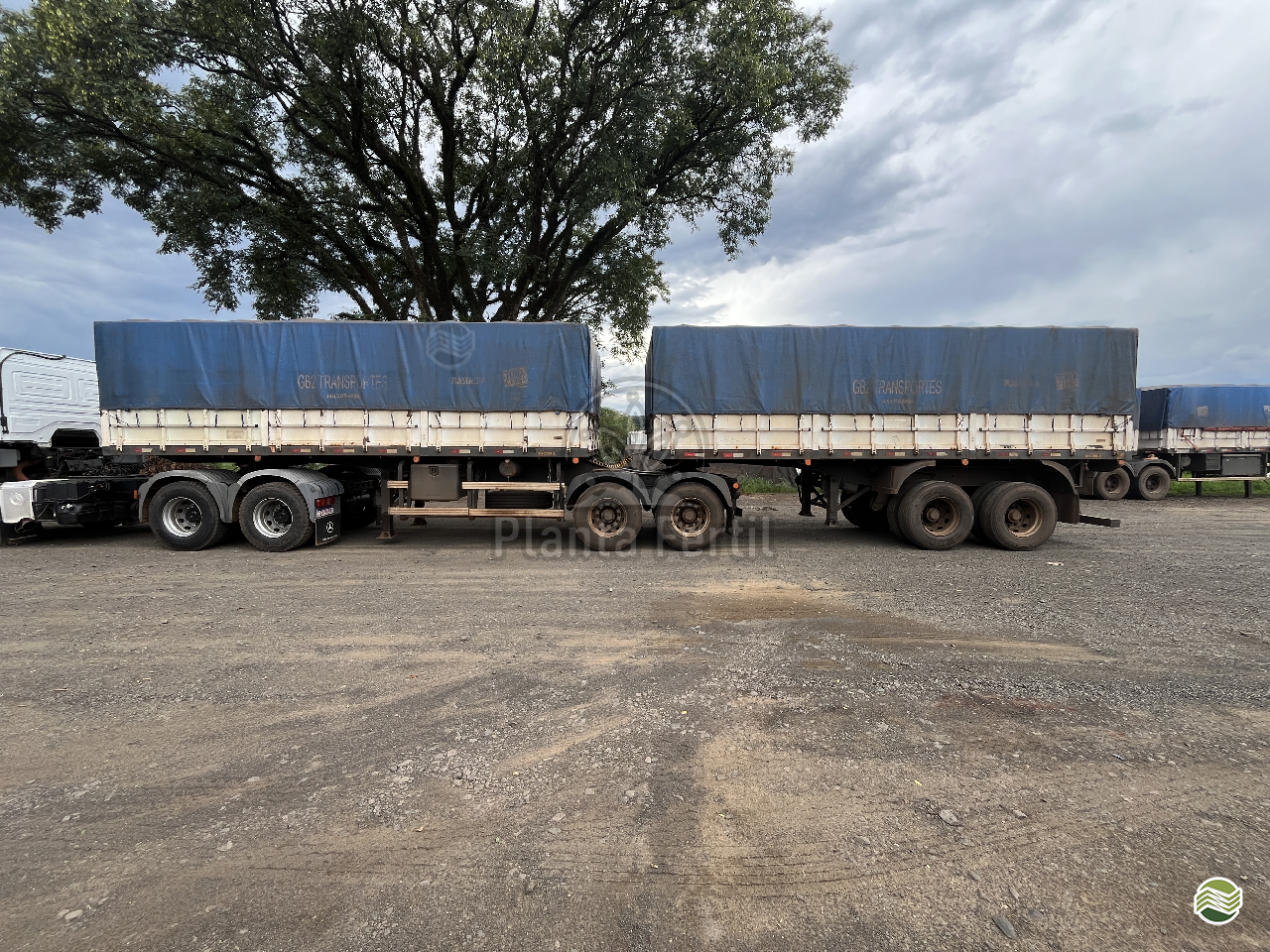 CARRETA BITREM GRANELEIRO Planta Fértil LONDRINA PARANÁ PR