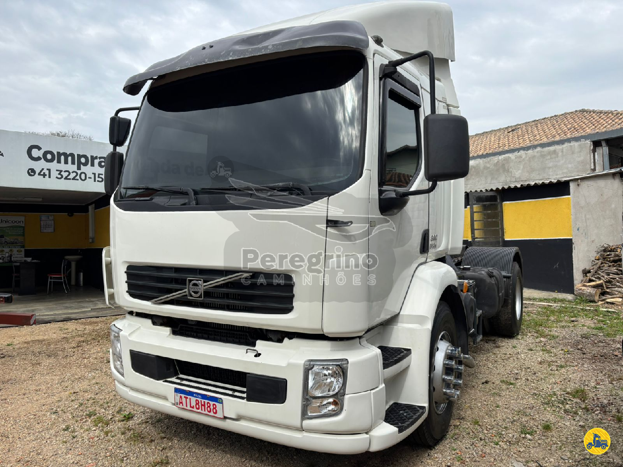 CAMINHAO VOLVO VOLVO VM 310 Cavalo Mecânico Cavalo 4x2 Peregrino Caminhões CURITIBA PARANÁ PR