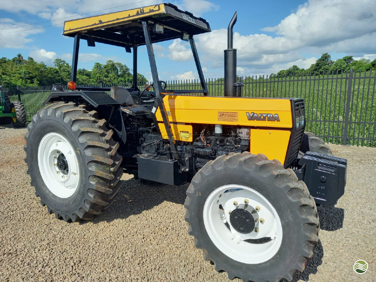 TRATOR VALTRA VALTRA 785 Tração 4x4 De Mattos Tratores  SANTA ROSA RIO GRANDE DO SUL RS