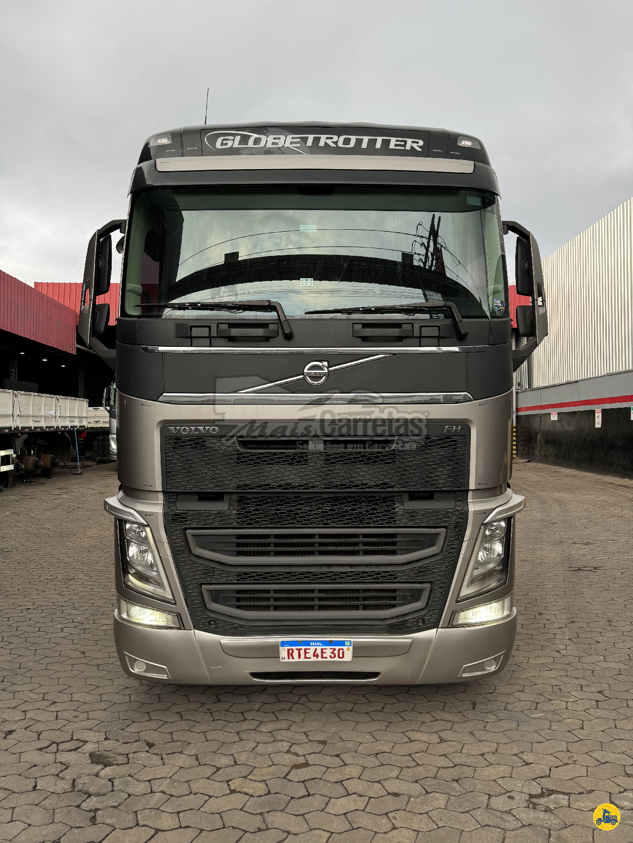 CAMINHAO VOLVO VOLVO FH 460 Cavalo Mecânico Cavalo 6x2 Mais Carretas Implementos Rodoviários TIMOTEO MINAS GERAIS MG