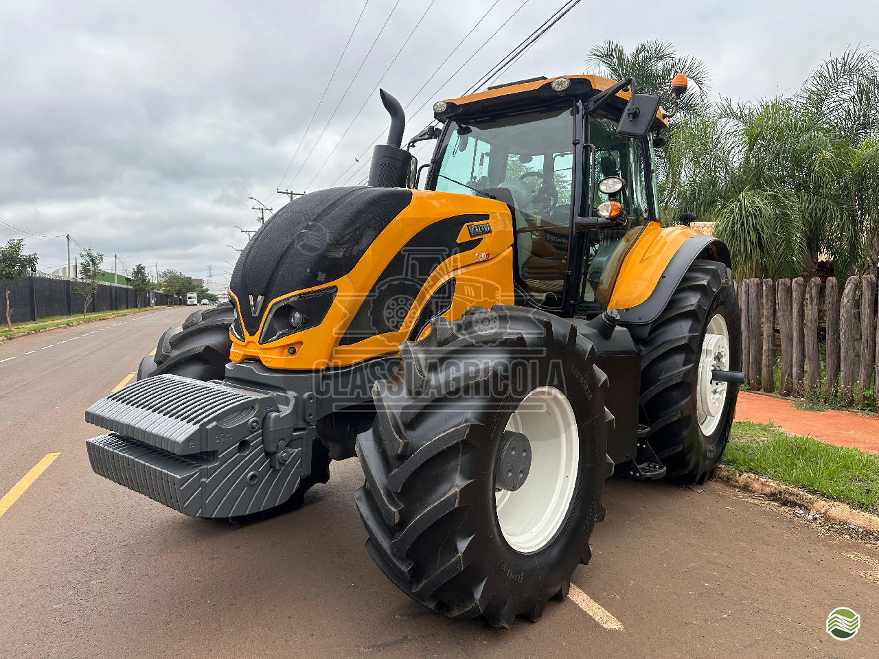 VALTRA T 230 CVT de Classi.Agrícola
