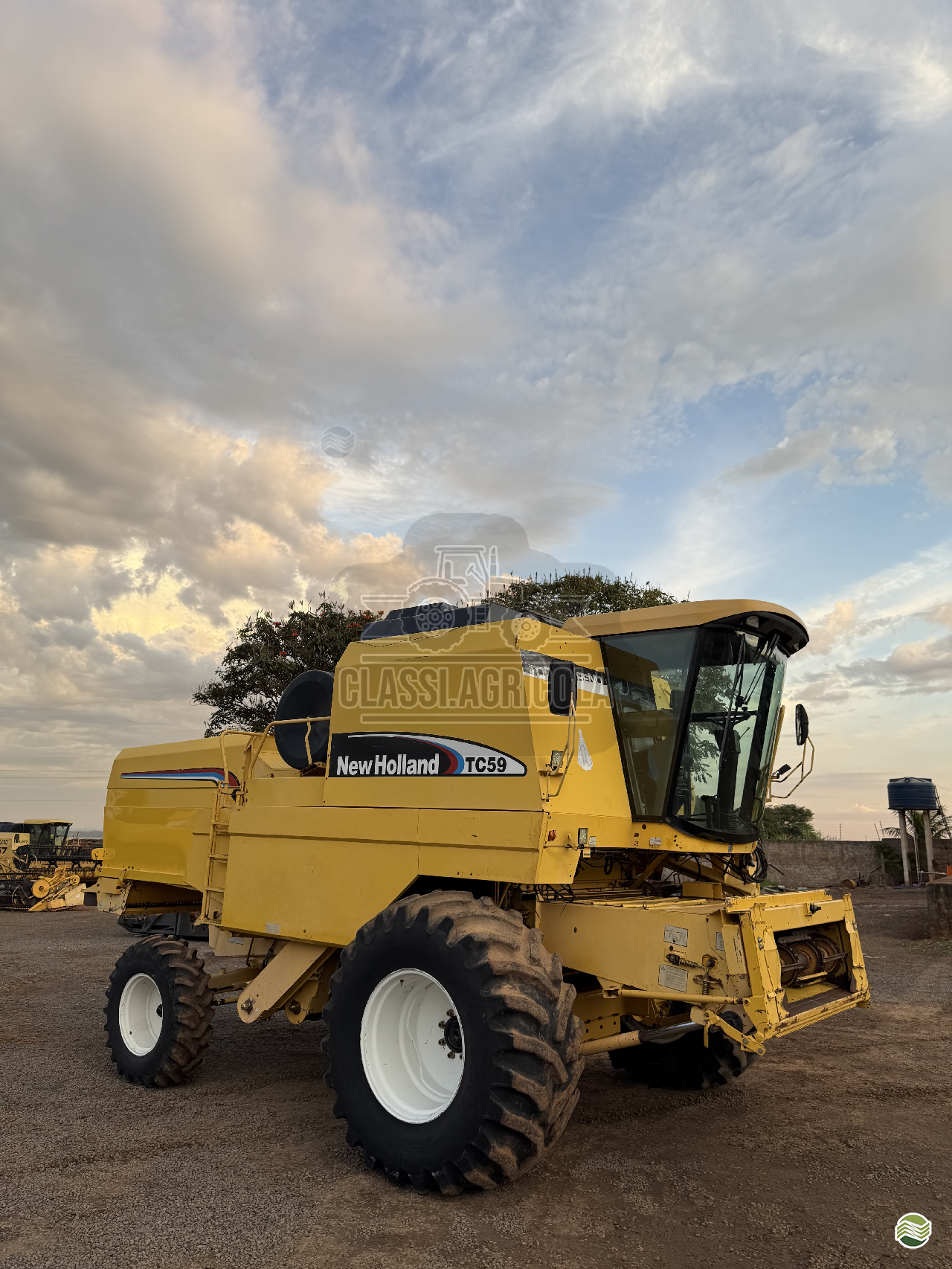 COLHEITADEIRA NEW HOLLAND TC 59 Classi.Agrícola ASTORGA PARANÁ PR