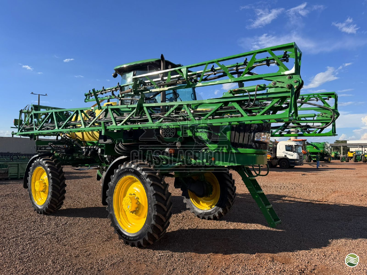 PULVERIZADOR JOHN DEERE JOHN DEERE 4630 Tração 4x4 Classi.Agrícola ASTORGA PARANÁ PR