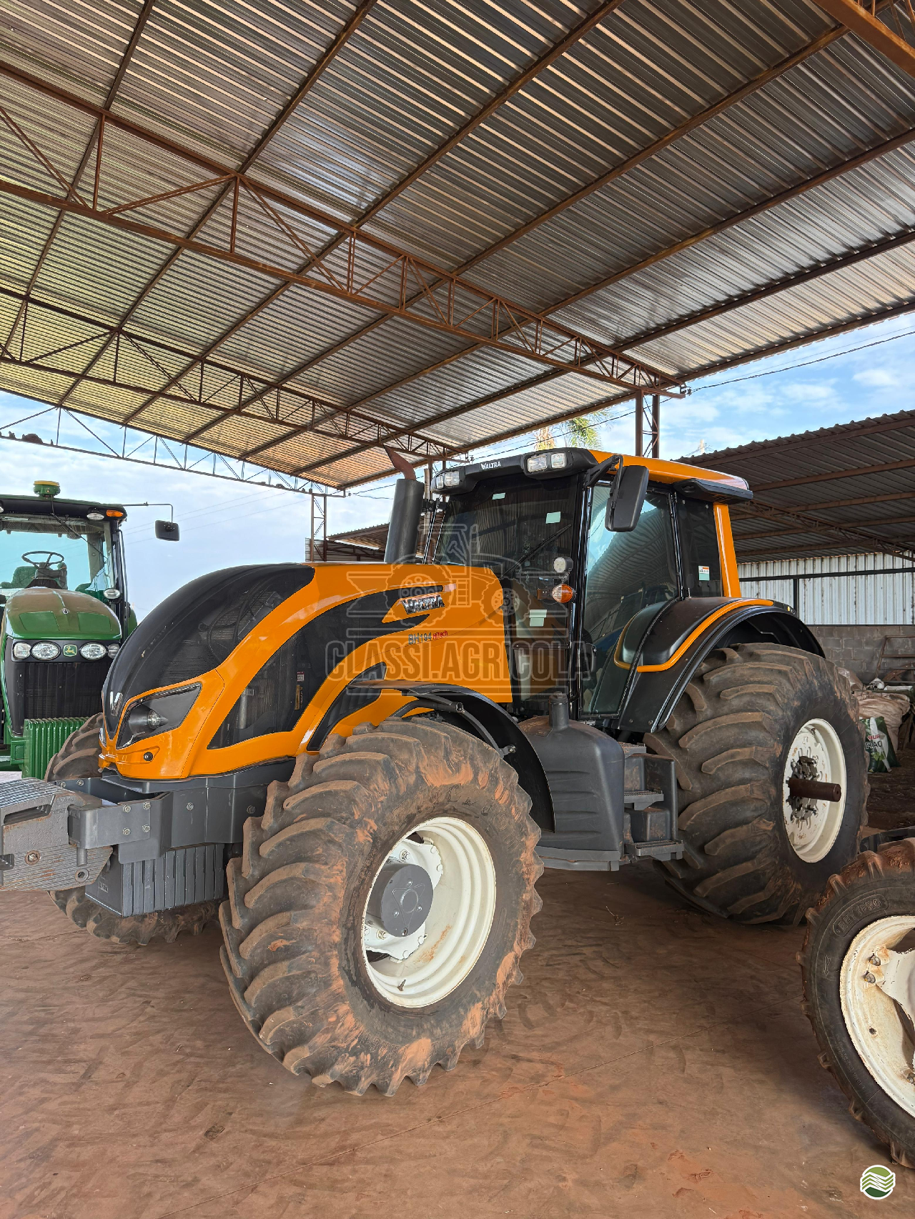 TRATOR VALTRA VALTRA BH 194 HiTech Tração 4x4 Classi.Agrícola ASTORGA PARANÁ PR