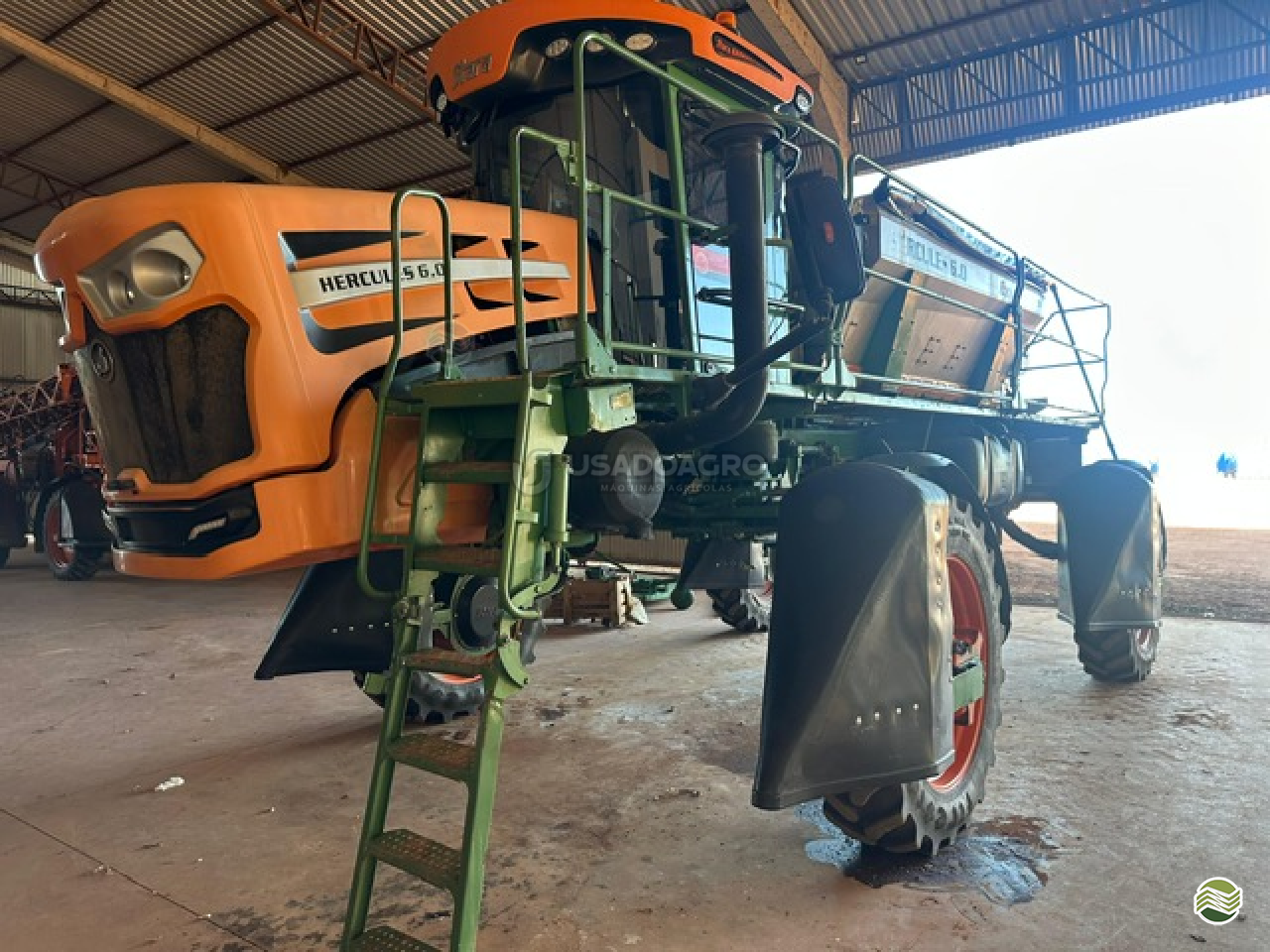 DISTRIBUIDOR AUTOPROPELIDO STARA HERCULES 6.0 Tração 4x4 Usado Agro Máquinas Agrícolas RONDONOPOLIS MATO GROSSO MT