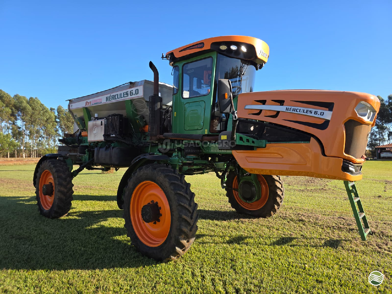 DISTRIBUIDOR AUTOPROPELIDO STARA HERCULES 6.0 Tração 4x4 Usado Agro Máquinas Agrícolas RONDONOPOLIS MATO GROSSO MT