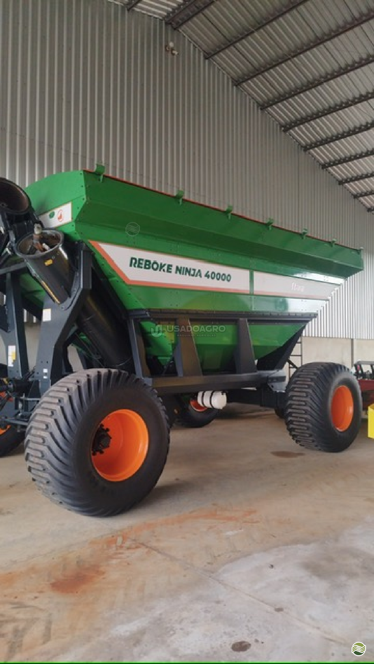 IMPLEMENTOS AGRICOLAS CARRETA BAZUKA GRANELEIRA 40000 Usado Agro Máquinas Agrícolas RONDONOPOLIS MATO GROSSO MT