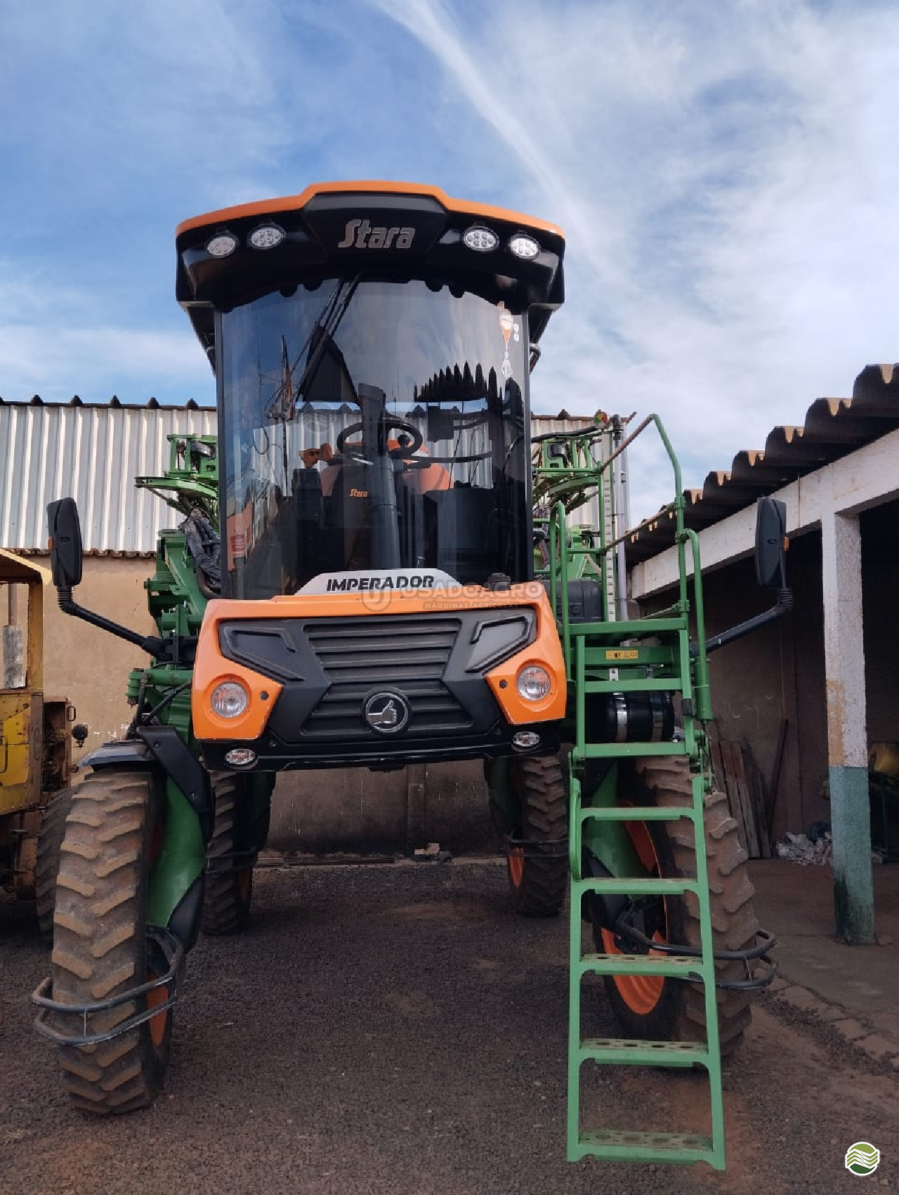 PULVERIZADOR STARA IMPERADOR 2000 Tração 4x4 Usado Agro Máquinas Agrícolas RONDONOPOLIS MATO GROSSO MT