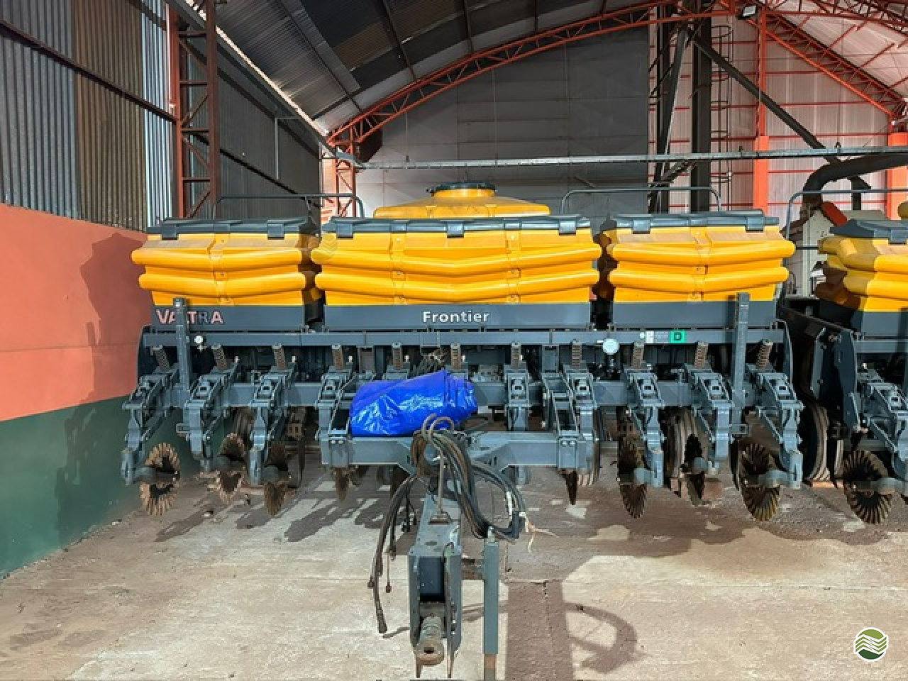 PLANTADEIRA VALTRA FRONTIER BP 2212 Usado Agro Máquinas Agrícolas RONDONOPOLIS MATO GROSSO MT