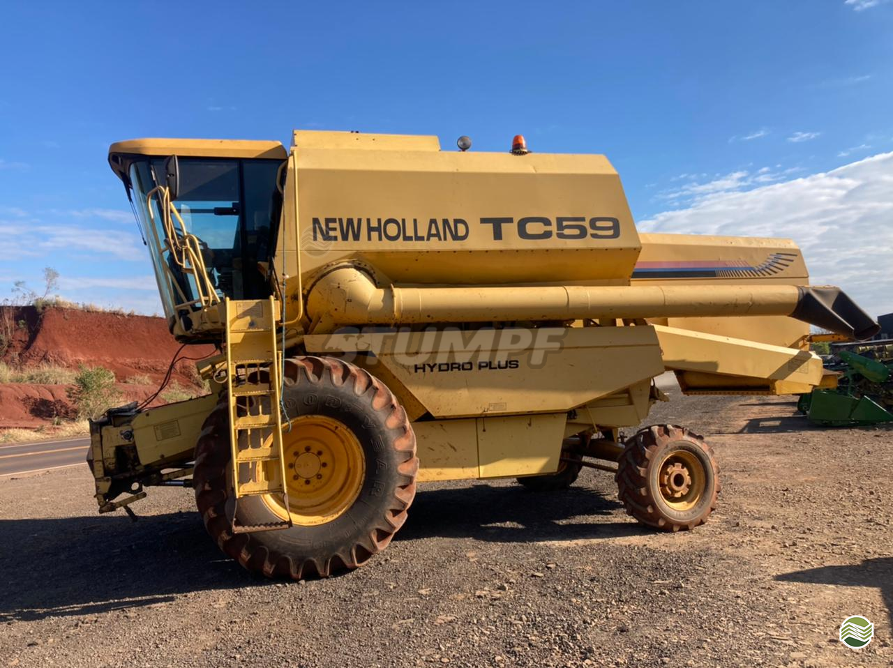 COLHEITADEIRA NEW HOLLAND TC 59 Agro Stumpf SAO MARTINHO RIO GRANDE DO SUL RS