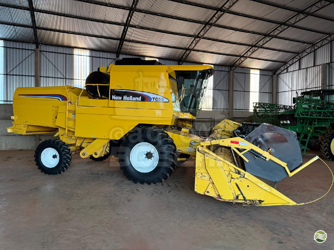 COLHEITADEIRA NEW HOLLAND TC 59 AgroBoschi SAO JORGE DO IVAI PARANÁ PR