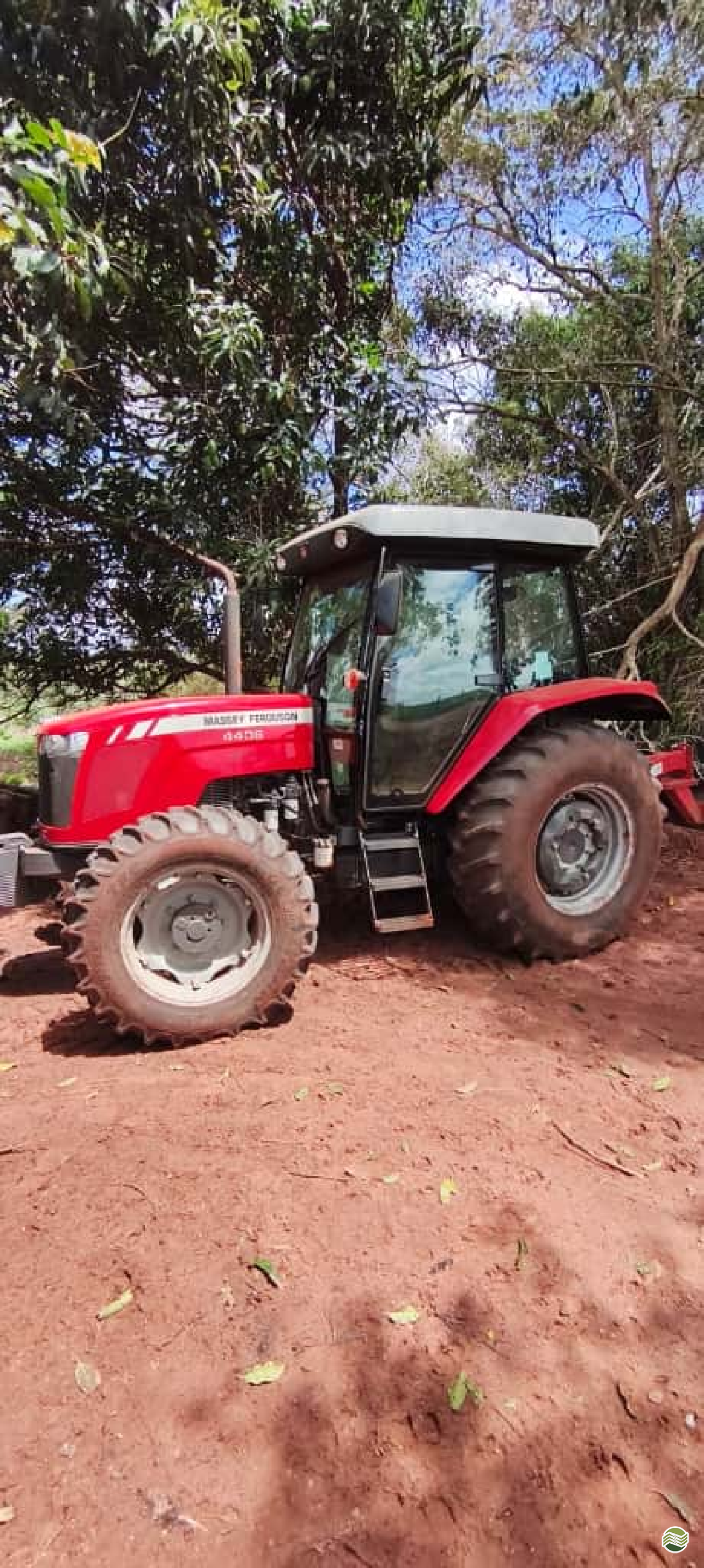 TRATOR MASSEY FERGUSON MF 4408 Tração 4x4 AgroBoschi SAO JORGE DO IVAI PARANÁ PR