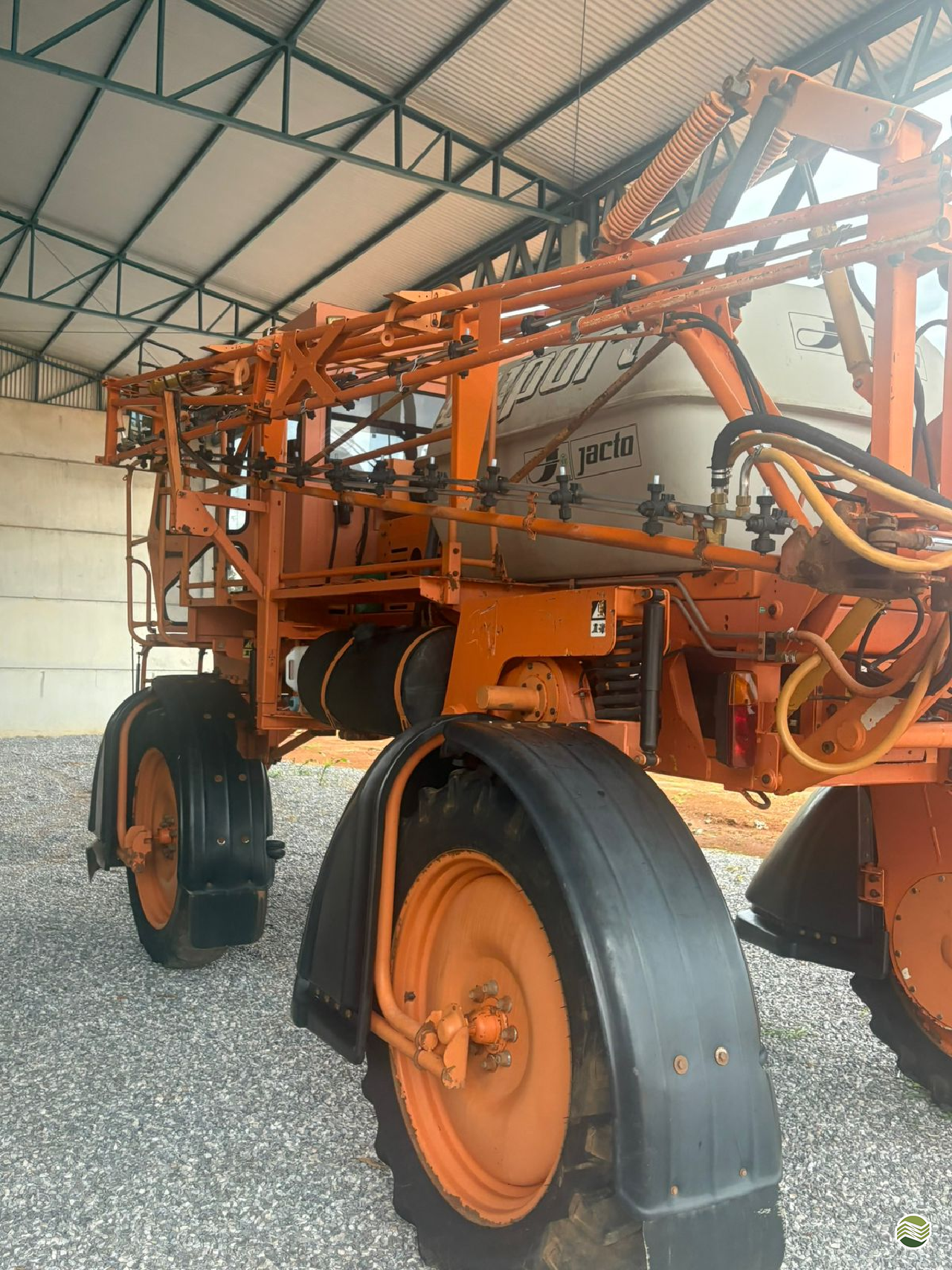 PULVERIZADOR JACTO UNIPORT 2000 Tração 4x2 Dias Agro - Jacto LUCAS DO RIO VERDE MATO GROSSO MT