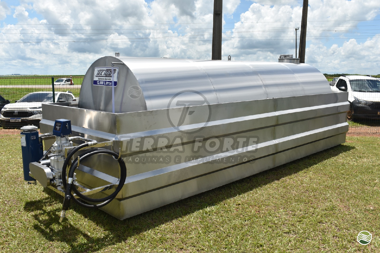 IMPLEMENTOS AGRICOLAS TANQUE ESTACIONÁRIO TANQUE INOX Terra Forte Máquinas e Implementos SORRISO MATO GROSSO MT
