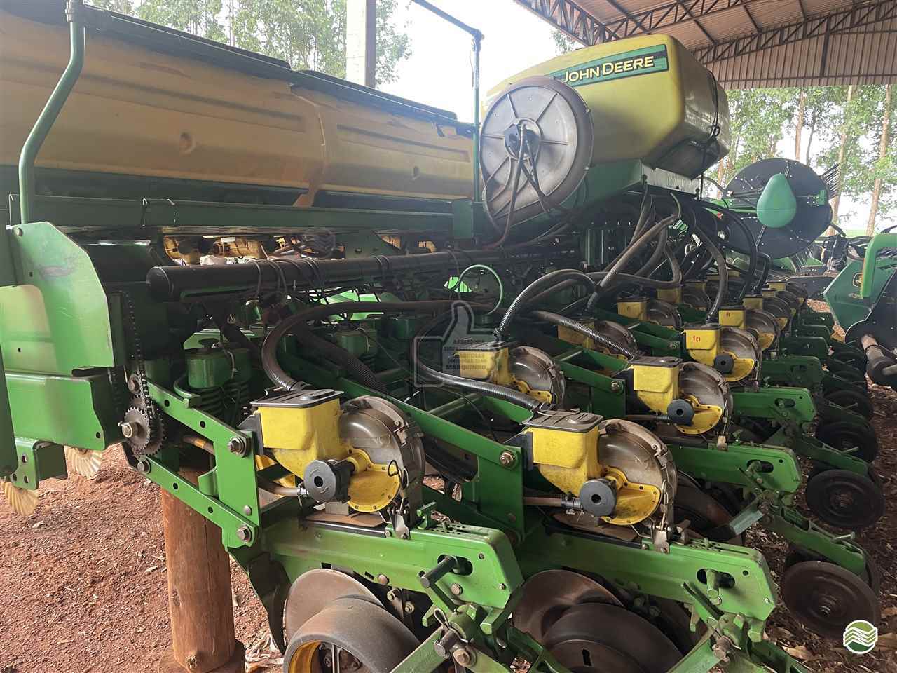 PLANTADEIRA JOHN DEERE PLANTADEIRAS 2115 Amazônia Agrícola   CAMPO VERDE MATO GROSSO MT