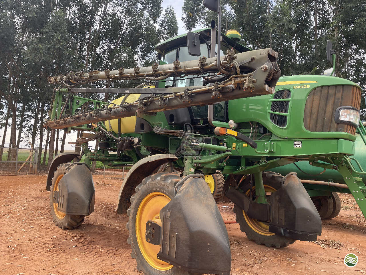 PULVERIZADOR JOHN DEERE JOHN DEERE M4025 Tração 4x4 Amazônia Agrícola   CAMPO VERDE MATO GROSSO MT