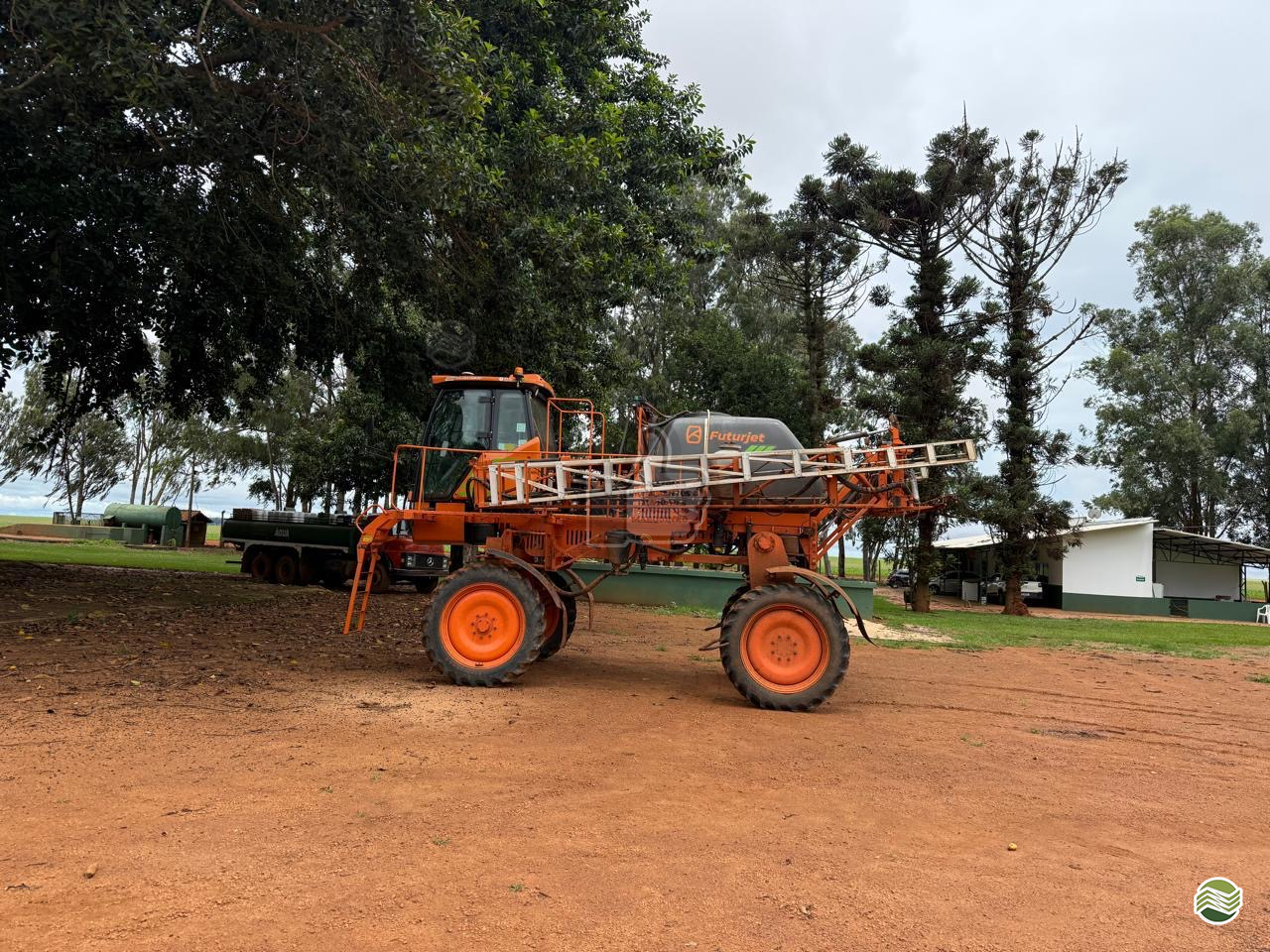 PULVERIZADOR FUTURJET TX 1522 - COMFORT Tração 4x2 Amazônia Agrícola   CAMPO VERDE MATO GROSSO MT