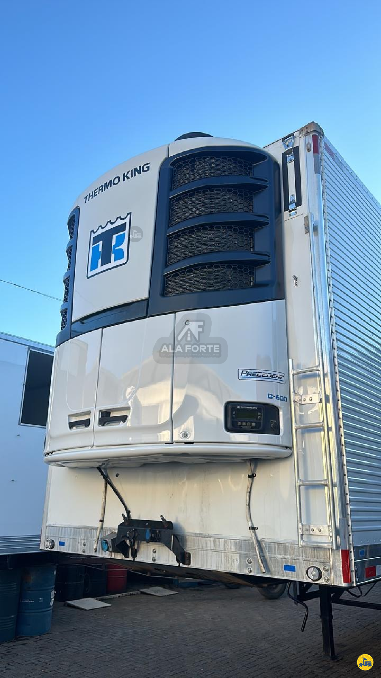 EQUIPAMENTOS THERMO KING PRECEDENT C-600 Ala Forte Implementos Rodoviários CHAPECO SANTA CATARINA SC