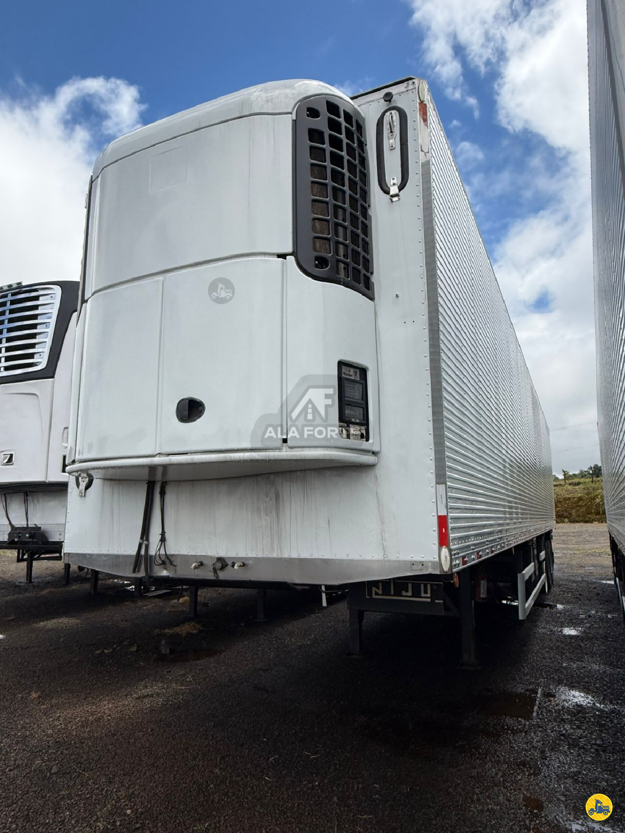 CARRETA SEMI-REBOQUE FRIGORIFICO Ala Forte Implementos Rodoviários CHAPECO SANTA CATARINA SC