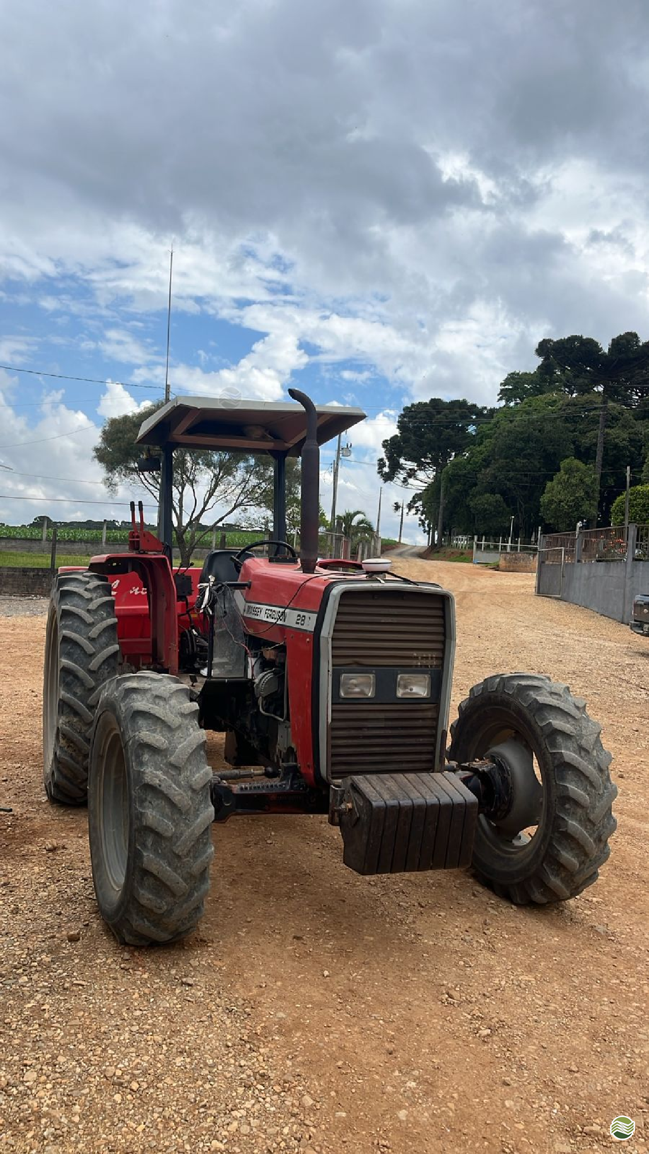 TRATOR MASSEY FERGUSON MF 283 Tração 4x4 Mana Máquinas RIBEIRAO PRETO SÃO PAULO SP