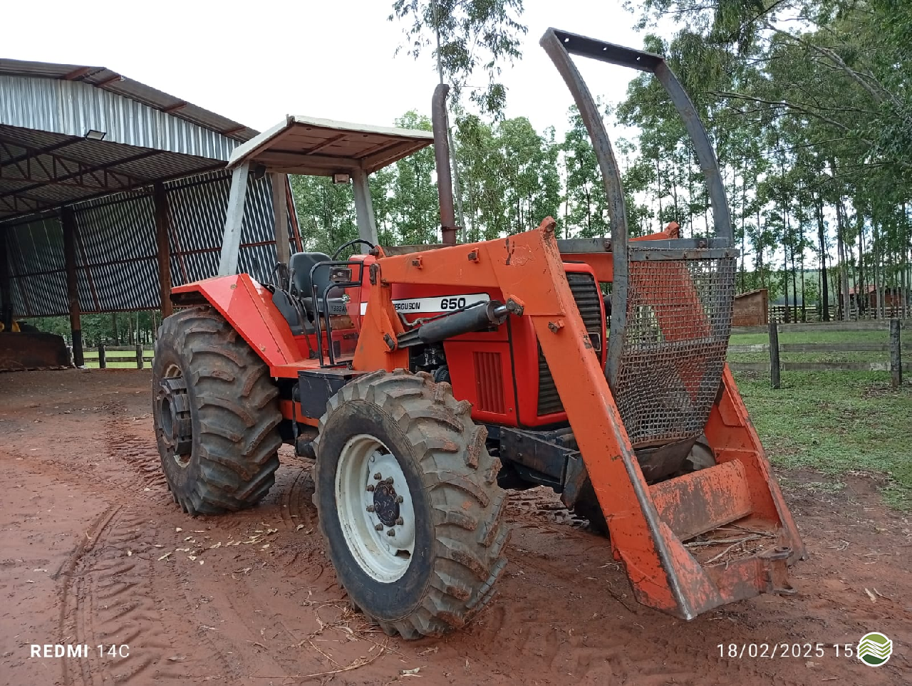 TRATOR MASSEY FERGUSON MF 650 Tração 4x4 Mana Máquinas RIBEIRAO PRETO SÃO PAULO SP