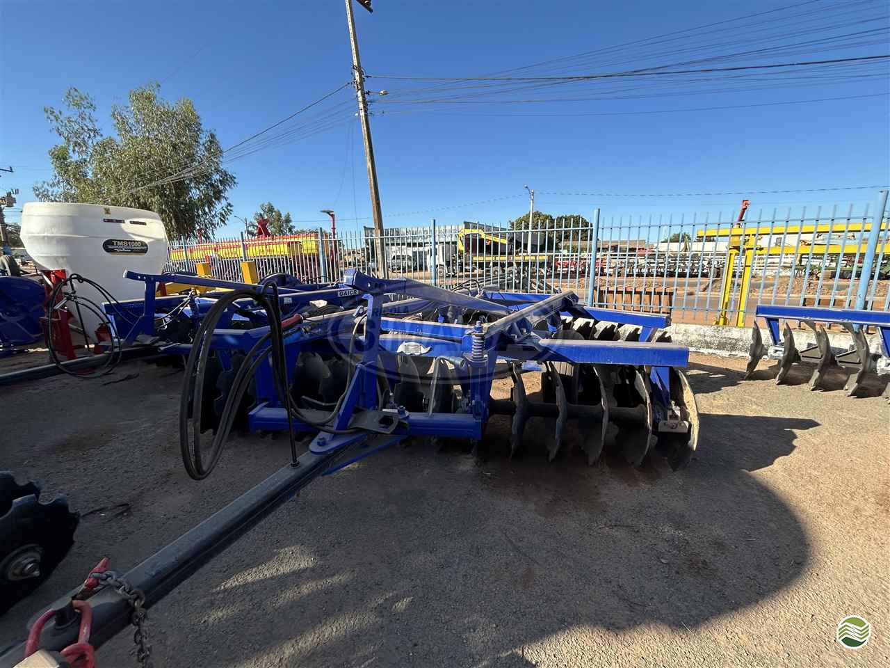 IMPLEMENTOS AGRICOLAS GRADE ARADORA ARADORA 28 DISCOS Agrícola Simaba LUIS EDUARDO MAGALHAES BAHIA BA